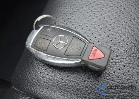 2013 Mercedes-Benz C 300 Luxury 4Matic/Sport 4Matic from USA, damaged, VIN WDDGF8AB9DR254857